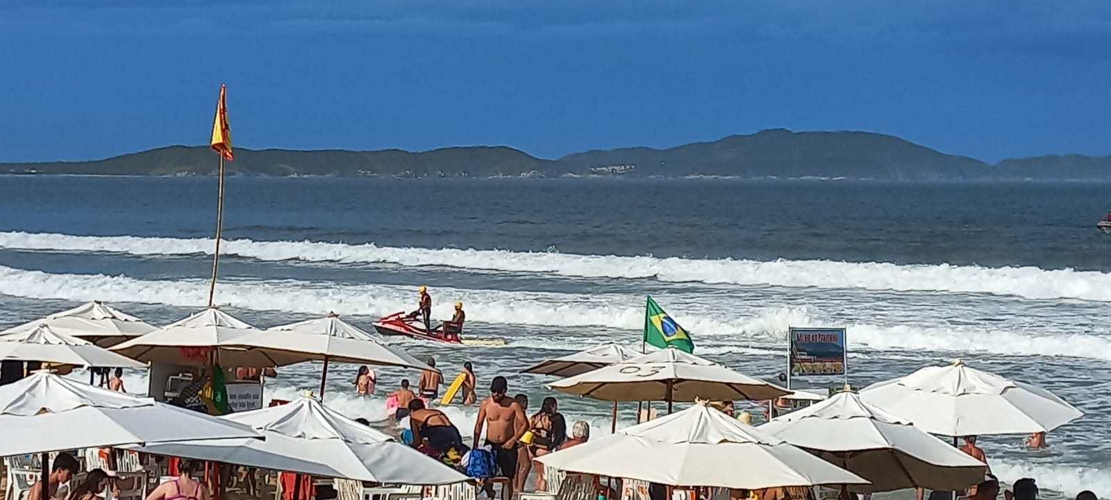 Turista morre afogado na Praia do Forte, em Cabo Frio, Cabo Frio