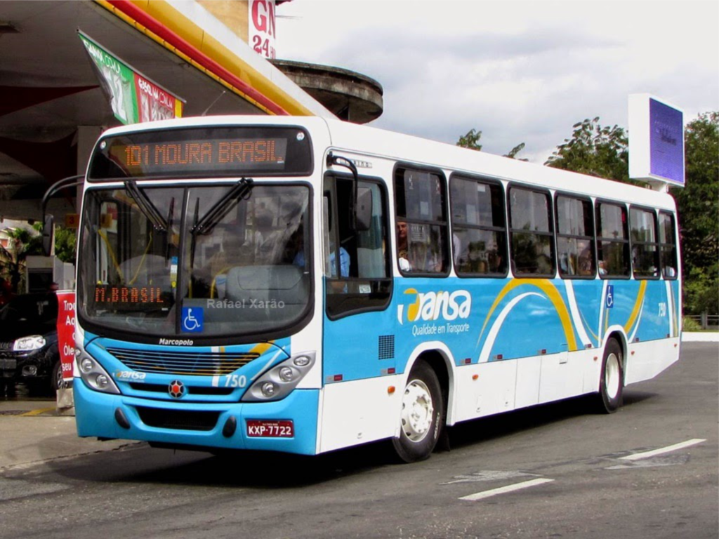 TRANSA MORTAL | Mulher entra na porrada por não usar máscara dentro do  ônibus da Transa em Três Rios - Rlagos Notícias